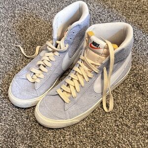 Nike Mid-Top Suede Sneakers in Lavender and Cream